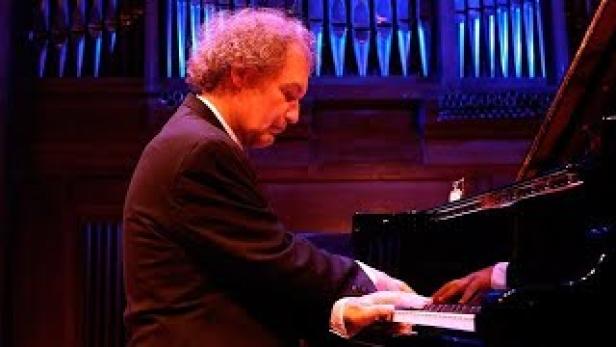 Pianist und Wagner-Experte Stefan Mikisch ist tot