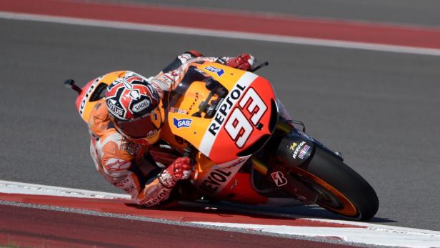 epa03670448 Repsol Honda Team rider Marc Marquez of Spain rides during the MotoGP third free practice session at the US motorcycling Grand Prix of the Americas at the Circuit of the Americas in Austin, Texas, USA 20 April 2013. EPA/PAUL BUCK