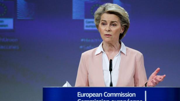 European Commission President Ursula von der Leyen gives press conference