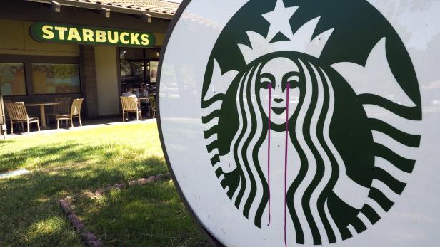 Der Milliardenkonzern Starbucks zahlten 2019 in Österreich 2.848 Euro Steuern