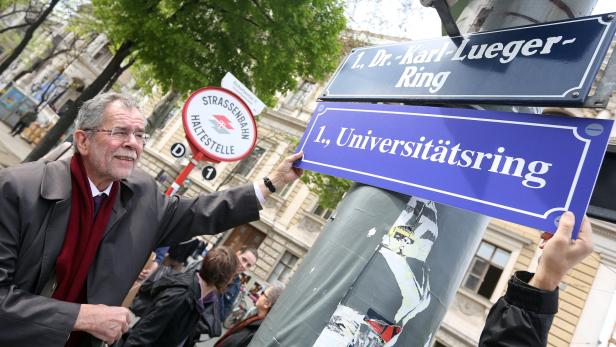 Erst 2012, nach jahrelangen Debatten, folgte die Umbenennung des Dr.-Karl-Lueger-Rings in Universitätsring. Bundespräsident Alexander Van der Bellen war damals Nationalratsabgeordneter