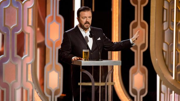 Ricky Gervais trank Bier auf der Bühne