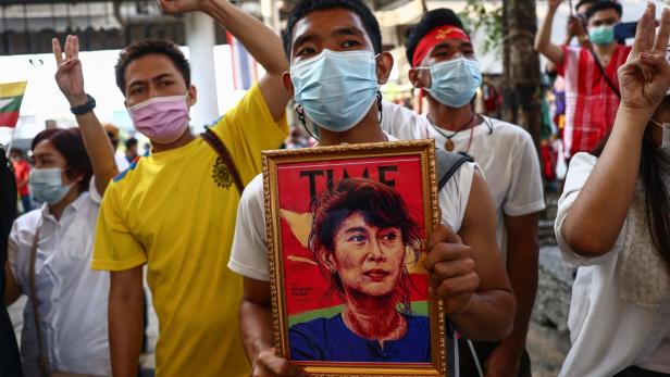 Mehr als 600 Demonstrierende aus Gefängnis in Myanmar entlassen