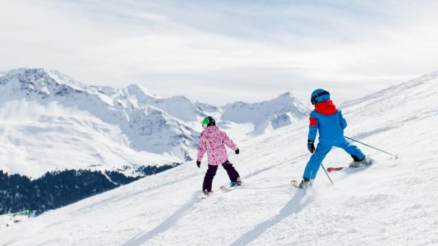 Sechsjährige beim Skifahren in Osttirol schwer am Bein verletzt