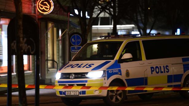Drei Menschen schweben nach Attacke in Schweden in Lebensgefahr