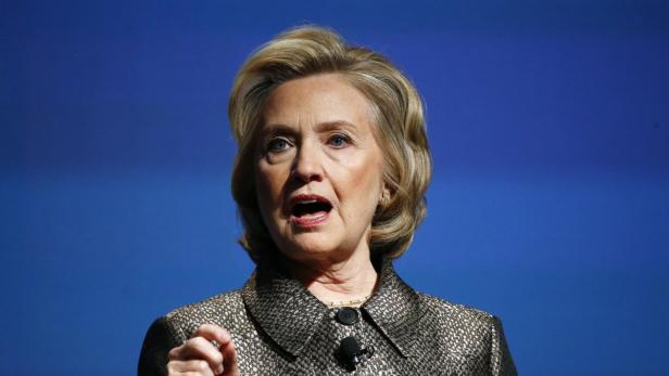 Hillary Clinton: Kampf gegen Email-Affäre