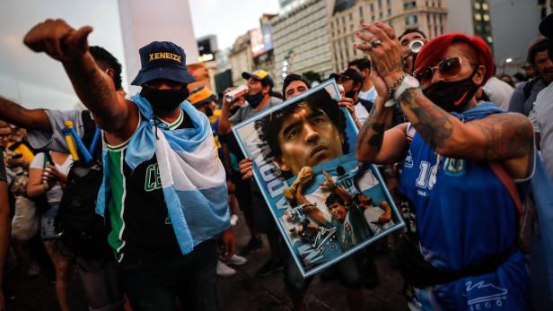 Maradona-Fans: "Er ist nicht gestorben, sie haben ihn getötet"