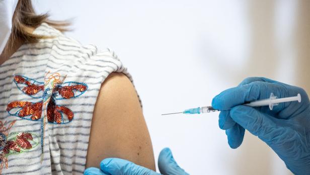Corona: Jeder Zweite will sich "auf jeden Fall" impfen lassen