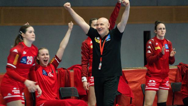 Handballerinnen feiern Arbeitssieg gegen Kosovo