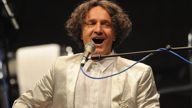 Botschafter der Balkan-Musik: Goran Bregović mit einer fulminanten Liebes-erklärung an die Kultur der Roma.