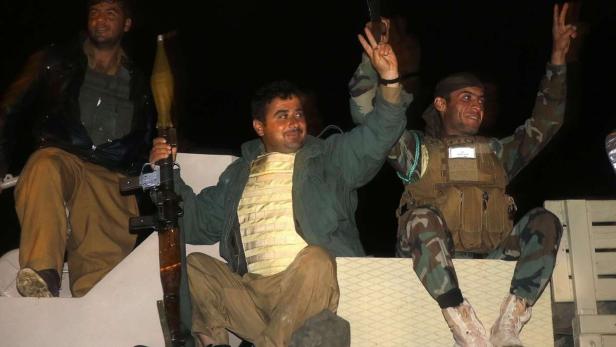 Insgesamt sollen 150 Peschmerga-Kämpfer bei der Verteidigung Kobanes helfen.