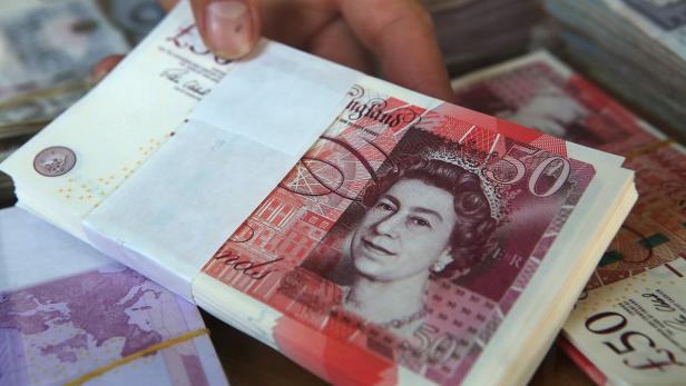 Kurs des britischen Pfund steht erneut unter Druck.