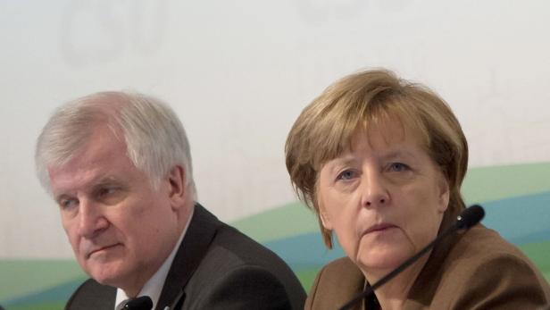 Horst Seehofer setzt Angela Merkel massiv unter Druck - wieder einmal