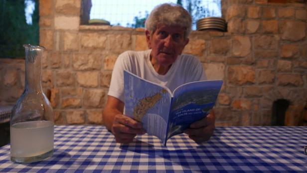 Im Ruhestand: Ivo Boko erfreut sich in seinem Haus in Maslinica schon lange bester Gesundheit