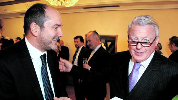 Thomas Drozda mit seinem damaligen Chef, Kanzler Franz Vranitzky: Sechs Jahre Berufsalltag im Kanzleramt hat Drozda seinem neuen Chef voraus.
