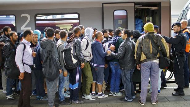Flüchtlinge am Wiener Westbahnhof.
