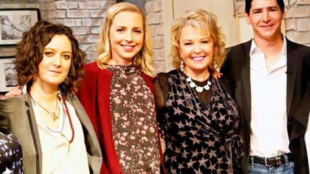 Sara-Gilbert-Lecy-Goranson-Roseanne-Barr-Michael-Fishman-467.jpg