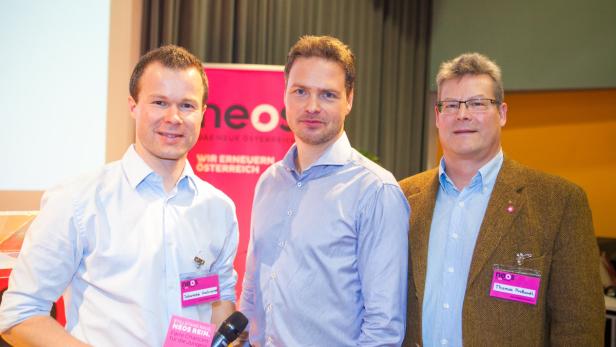 Das Neos-Team Oberösterreich will „frischen Wind in das Land bringen“: Johannes Hochrainer, Rainer Hable und Thomas Puxkandl (v. li.)