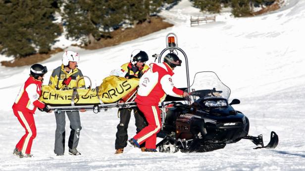 THEMENBILD/ARCHIVBILD: WINTERSPORTUNFÄ?LLE/SKIUNFA