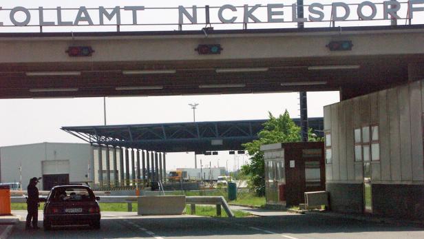 Das Zollamt Nickelsdorf von außen.