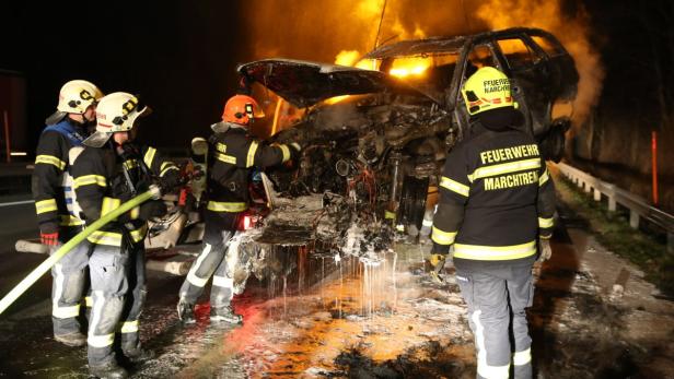 Das Auto ging nach dem Kauf in Flammen auf