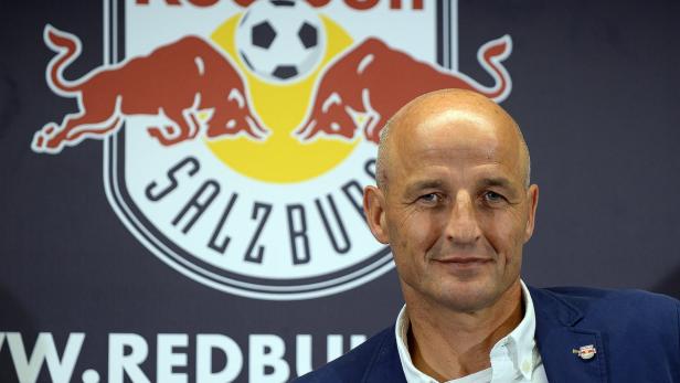 Salzburg-Trainer Peter Zeidler kennt seinen Gegner noch nicht.