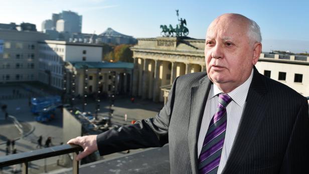 &quot;Manche sagen, der Kalte Krieg hat schon begonnen&quot;: Michail Gorbatschow in Berlin.