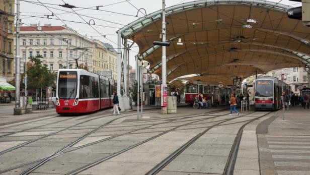 Zwischen Dienstag, 17. März und Freitag, 4. Juli werden die Gleise im Bereich beim Gürtel und der Westbahnstraße sowie die Gleise der Schleife getauscht.