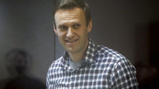 Vertrauter Nawalnys befürchtet Schlimmes - Behörden wiegeln ab