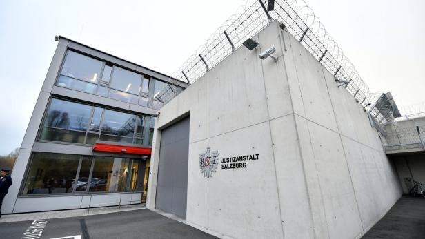 In Salzburg wurde unlängst ein infizierter Mediziner vorübergehend inhaftiert – kein Einzelfall