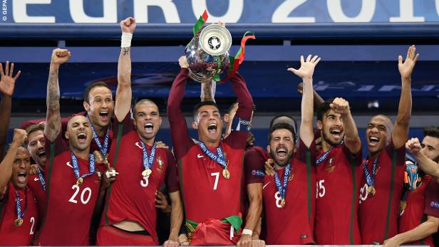 ServusTV sichert sich die Rechte für die Fußball-Europameisterschaft