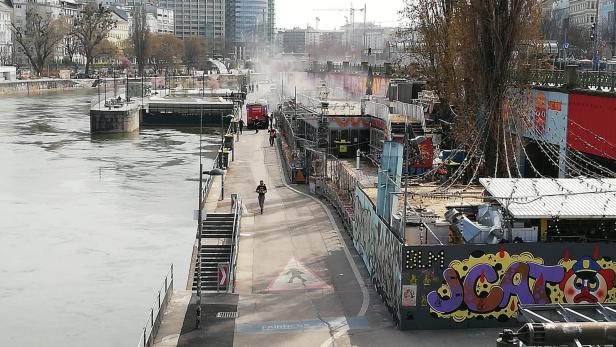 Donaukanal: Brand im Kult-Lokal Flex