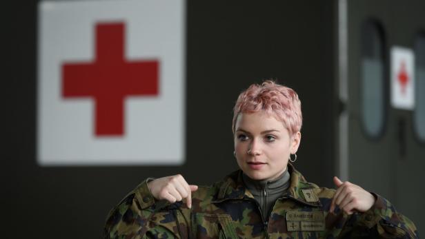 Schweizer Soldatinnen erhalten eigene Unterwäsche