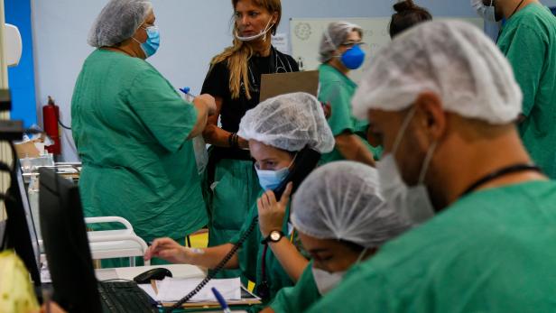 BRAZIL-HEALTH-VIRUS-DOCTOR-GOMES