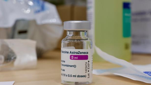 Leichter Schlaganfall nach Impfung mit Astra Zeneca