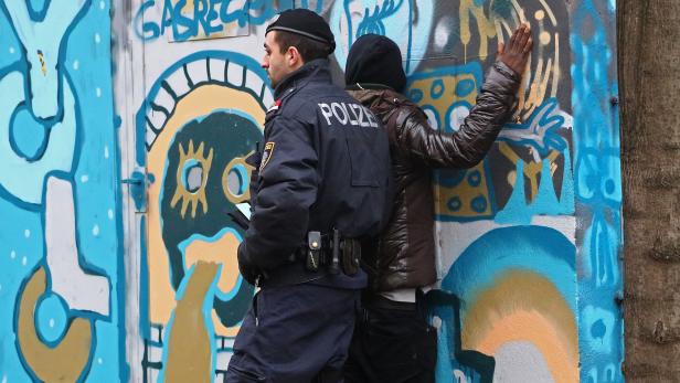 Favoriten und Ottakring: Wiener Polizei nimmt mehrere Drogendealer fest