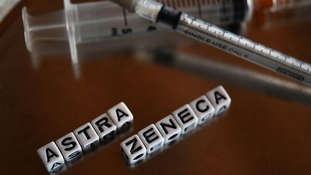  Ursache für Thrombose-Komplikationen nach Astra-Zeneca-Impfung geklärt