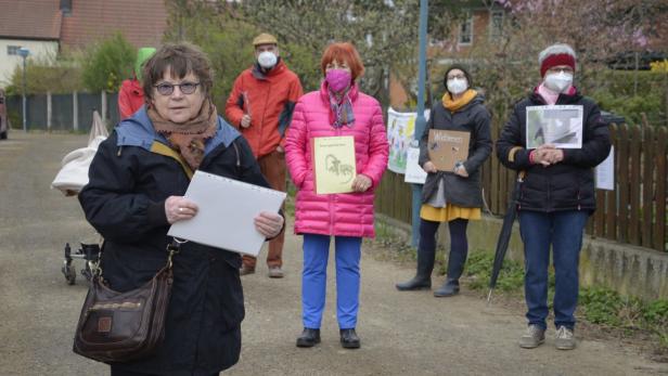 Anrainer-Protest gegen Bodenversiegelung in Krems