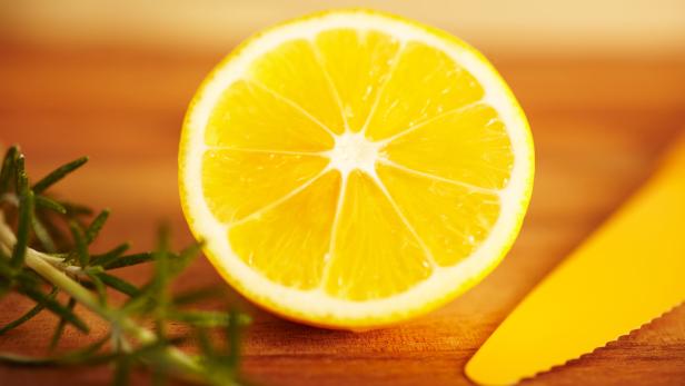 Säuerlichen Geschmack wie von Zitronen können viele noch erkennen.
