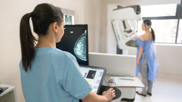 Nach Corona-Impfung: Mammografie könnte falsch positiv ausfallen
