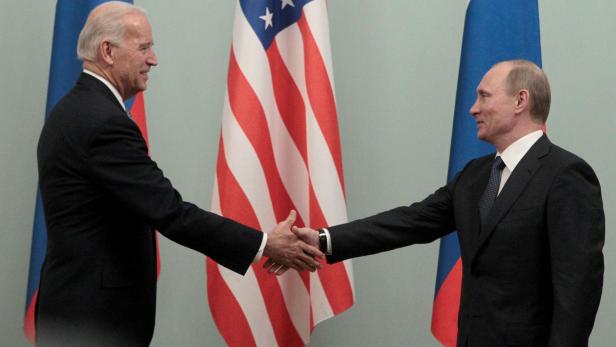 Biden und Putin in Moskau 2011