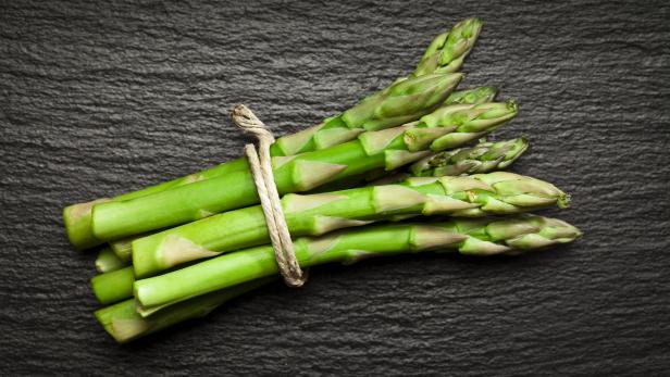 Organic asparagus bunch