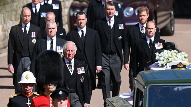 William und Harry getrennt bei Beerdigung ihres Großvaters Prinz Philip