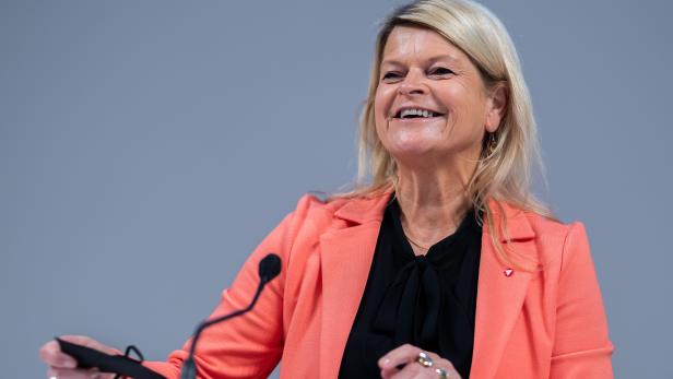 PG "ERHÖHUNG DES FRAUENANTEILS BEIM BUNDESHEER" ANL. GIRLS DAY: TANNER
