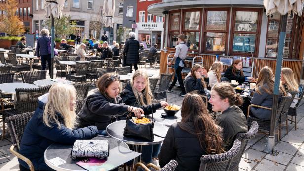 Auf nach Kopenhagen: In Dänemark haben Bars, Kaffeehäuser und Restaurants wieder offen