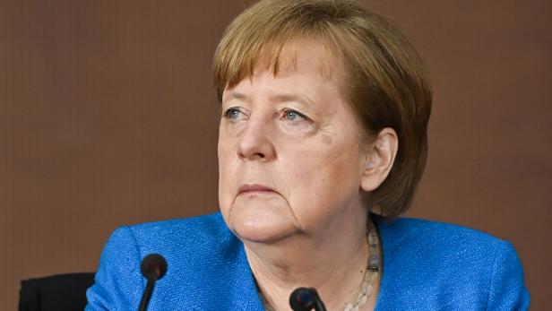 Merkel gesteht Fehleinschätzungen ein und will mit Taliban verhandeln