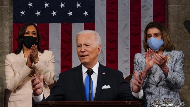 US-Vizepräsidentin Kamala Harris, US-Präsident Joe Biden und Haussprecherin Nancy Pelosi