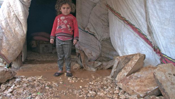 Hilfe für Waisen aus Syrien von der Karawane der Menschlichkeit