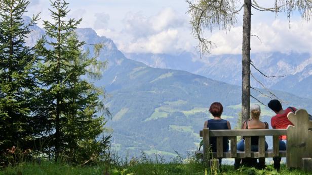 Österreichs Tourismus könnte als „Coolcation“ vom Klimawandel profitieren, weil es in Mittelmeer-Urlaubsländern im Sommer immer heißer wird