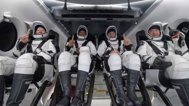 Nach sechs Monaten: Vier ISS-Astronauten zurück auf der Erde
